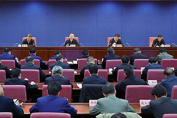 國務院安委辦、應急管理部召開全國煤礦安 全生產(chǎn)工作緊急視頻會議強調(diào) 深刻吸取煤礦重大事故教訓 舉一反三抓好風險防控 確保歲末年初安 全形勢穩(wěn)定